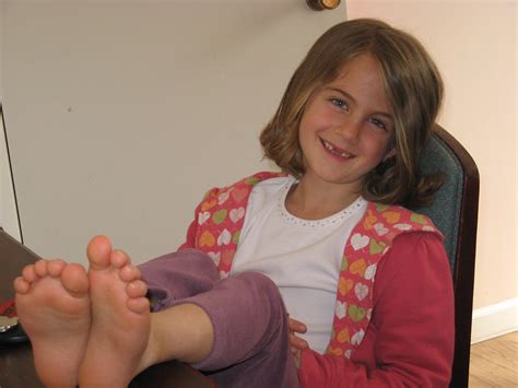 pinderloy|tyflas feet .
